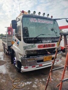 รถเครนเมืองชลบุรี