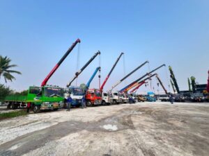 รถเครนนิคมซีบีไอ