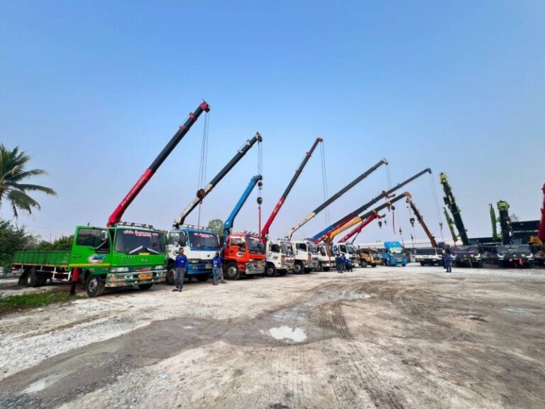 รถเครนนิคมซีบีไอ